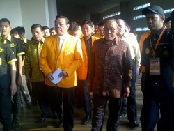 Menko Kesra: Kalau Sudah Naik Haji, Beri yang Lain Kesempatan