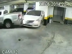 Mobil Anda Menabrak Mobil Lain yang Diparkir? Lakukan Hal Berikut Ini