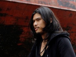 Pulang ke Kampung Halamannya di Aceh, Virzha Kunjungi Situs Tsunami