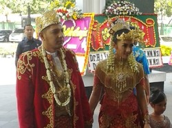 Resepsi Pernikahan Chua Kotak Digelar dengan Adat Betawi
