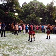 Ahok Ceria Main Salju Bareng Melody JKT48 dkk