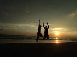 Sunset Mantap di Pantai Pulo Kapuk, Aceh