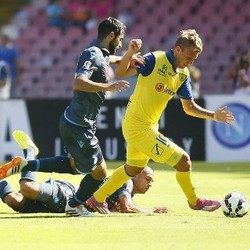 Napoli Takluk dari Chievo di San Paolo