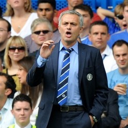Mourinho Sebut Chelsea Terlalu Santai di Babak Pertama
