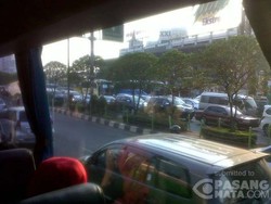 Tol Bekasi Timur Arah Jakarta Padat, Sempat Diwarnai Kecelakaan Beruntun