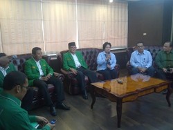 Kemenkum HAM Minta PPP Emron Pangkapi Lampirkan Akta Notaris