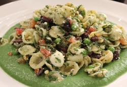 Resep Salad: Pasta Orecchiette dengan Green Peas Cream