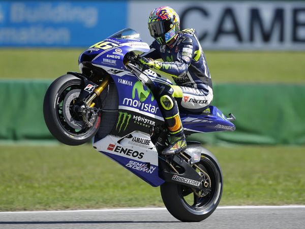 Rossi Raih Kemenangan Pertama Musim Ini Rossi Raih Kemenangan Pertama Musim Ini