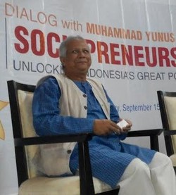 Pendiri Bank Wong Cilik dan Peraih Nobel, M Yunus Pesan Buat Orang Happy