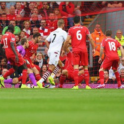 Liverpool Masih Belum Bisa Sembuhkan Penyakit di Lini Belakangnya
