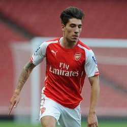 Chambers Diragukan Tampil, Wenger Siapkan Bek Mudanya