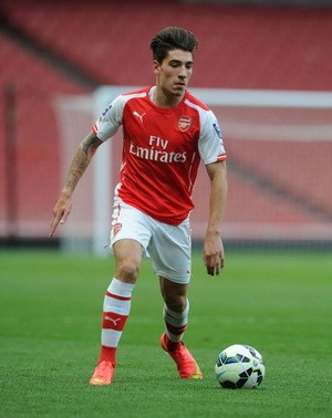 Chambers Diragukan Tampil, Wenger Siapkan Bek Mudanya