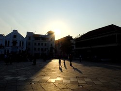 Begini Indahnya Sunset di Kota Tua Jakarta