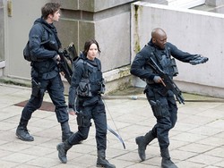 Ini Dia Trailer The Hunger Games: Mockingjay Part 1