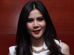 Ayah Tersangkut Kasus Penipuan, Cynthia Ramlan Jadi Makin Eksis