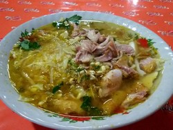 Soto Ayam Surabaya Cak No: Ayo, Mampir Nyoto Ayam Kampung Berkuah Kuning a la Surabaya!