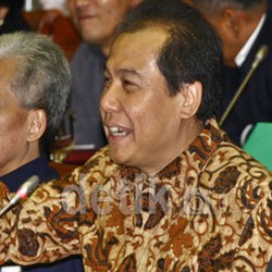 Tiba di Maloy, CT Disambut Tari Enggang Putri