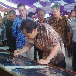 CT Resmikan Proyek Kelapa Sawit di Kawasan Ekonomi Khusus Maloy