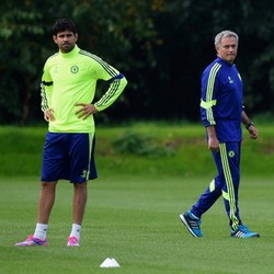 Mourinho Abaikan Hasil Buruk Schalke di Bundesliga