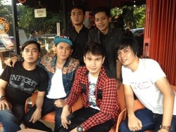 Kangen Band Buktikan Eksistensi Lewat Tur 3 Negara