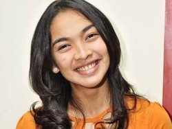 Tak Ingin Dihujat karena Tak Konsisten, Tika Bravani Tunda Berhijab