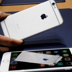 Walah! Pria Arab Ini Minta iPhone 6 untuk Mas Kawin