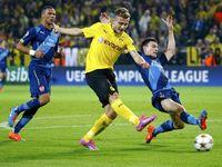 Dortmund Kalahkan Arsenal 2-0