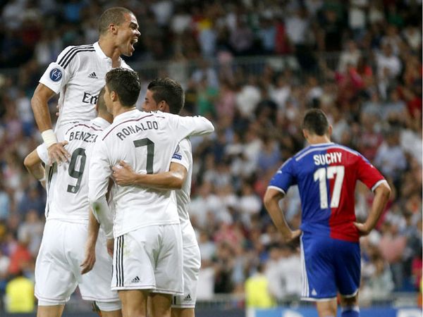 Real Madrid Hajar Basel 5-1