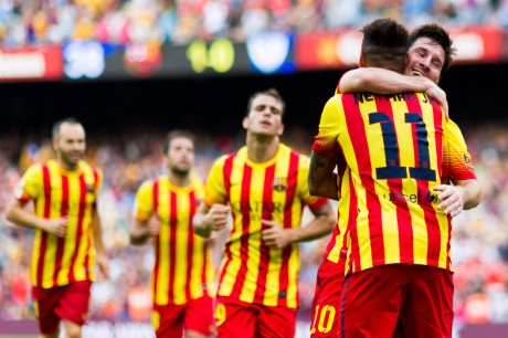 Barca Menyerang 11 Orang, Bertahan Juga 11 Orang