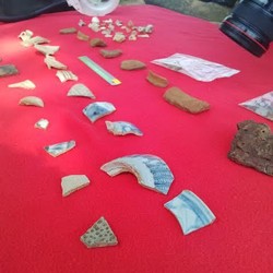 Beragam Benda yang Konon Berusia Tua Ditemukan di Situs Megalitikum Gunung Padang