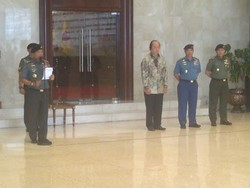 Panglima TNI Angkat Konglomerat Tahir Jadi Penasihat