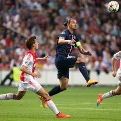 Ajax Puas Raih Satu Poin dari Tim Sekuat PSG