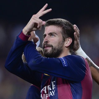 Gol Pique Beri Barca Kemenangan atas APOEL