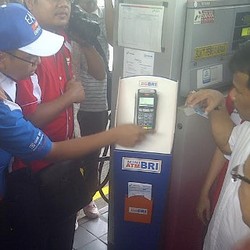 Maaf! Di Batam Anda Tak Bisa Beli Solar Subsidi Pakai Uang Tunai