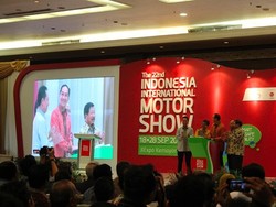 Terima Kasih Toyota, Daihatsu, Tolong Bikin Macet Negara Lain
