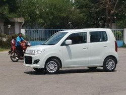Ada Mobil Baru Apa Saja Hari Ini?