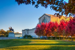 Wah! Taman Kota di St Louis Punya Museum & Kebun Binatang