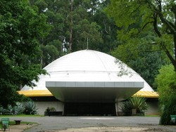 Di Brasil, Ada Taman Kota dengan Planetarium