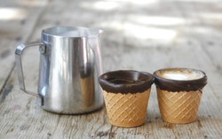 Nyam! Habis Ngopi, Cangkir Kopi Ini BIsa Dimakan!