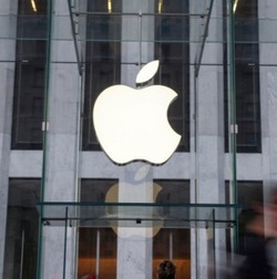 Pesanan iPhone 6 Membludak, Foxconn Kelabakan