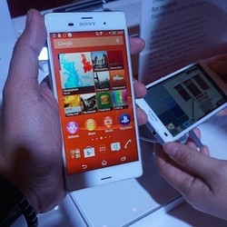 Mengapa Usia Xperia Z Seumur Jagung?