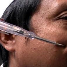 Ustadz asal Probolinggo Ini Dijuluki Manusia Listrik