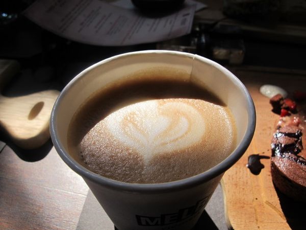 Menikmati Secangkir Cappuccino Hangat dari St. Ali Coffee Melbourne