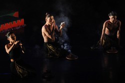 Suasana Mistis di Tarian Barangan Karya Koreografer Solo