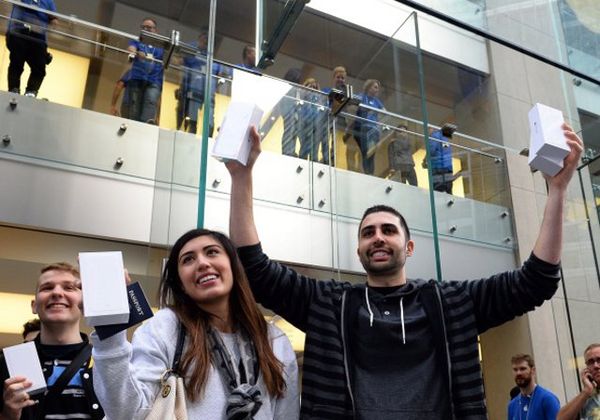 David Rahimi, Pemilik Pertama iPhone 6