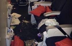 Buang Popok Sampai Kondom, Joroknya Penumpang Pesawat