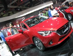 Mazda Jamin Fitur Facebook dan Twitter-an Tak Membahayakan Saat Berkendara