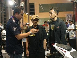 Ustad Yusuf Mansyur: Kalau Mau Mobil Impian, Sedekahkan Mobil Anda