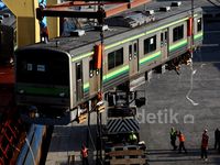 32 KRL dari Jepang Tiba di Tanjung Priok