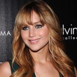 iPhone Aman? Coba Tanya Sama Jennifer Lawrence!